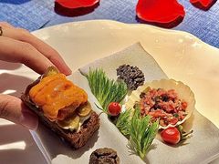 -弦月窗LUNETTE BY AMANDA(复兴路店)