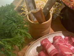 -白乐天毛肚火锅馆(解放碑店)