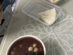 -米思·粥铺(彩虹汇店)