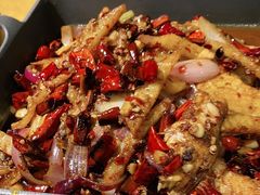 干锅耗儿鱼-嘎嘎鸭脑壳江湖菜(五里店)
