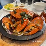 連隔離枱都聞到超香濃的胡椒味，蟹鉗超大隻又啖啖肉