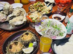 -蚝堡海鲜·威海菜·海肠捞饭·烧烤·亚洲吃蚝公司(幸福门店)