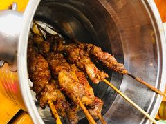 招牌烤羊肉串-炒豆合作社(东四总店)