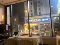 -斯普汇生蚝牛排馆(中骏世界城店)