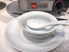 -楚山晓·湖北菜(武汉光谷K11店)