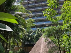 -三亚湾海居铂尔曼度假酒店