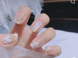 -悦指间美甲美睫