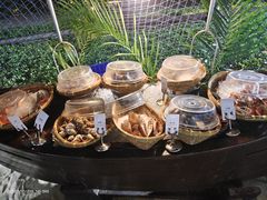 -亚龙湾希尔顿自助餐厅·海鲜·烧烤·沙滩BBQ·现场乐队