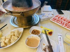 -清花阁乌拉满族火锅(厦门街店)