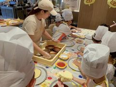 -乐凯撒披萨(国威电子商务大厦店)