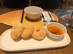 炸虾饼配泰国梅子酱-帕蓝·暹罗料理(大学路店)
