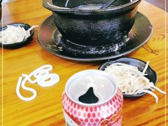 -丽虹云南过桥米线(兴工街店)
