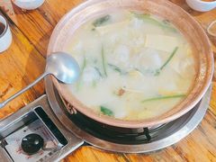 -阿婆情腊排骨火锅(金虹路店)