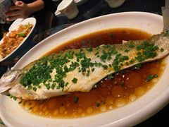 青椒钱江翘嘴鱼身-老头儿油爆虾·知味杭州(爱琴海购物中心)