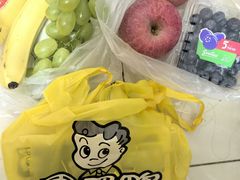 -周黑鸭(北京海淀区新中关店)