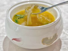 蟹黄鱼翅-新光酒家·河豚·海鲜·蟹料理(浦东店)