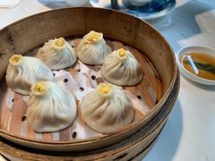 蟹粉小笼包-绿波廊(豫园店)