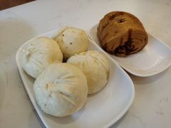 -李与白包子铺(桐梓林店)
