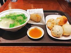 鲜肉大虾双拼生煎-大壶春生煎(四川中路店)