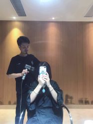 -苑苑发型设计