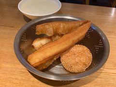 -弄堂咪道-饭香·面香·馄饨香(钦州北路田尚坊店)
