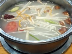-风情丽江斑鱼火锅(孙家沟西南路80号店)
