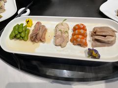-HOMES上海本帮菜(襄阳公园店)