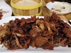 -阿瓦山寨·湘菜现炒·剁椒鱼头王(咸阳总店)