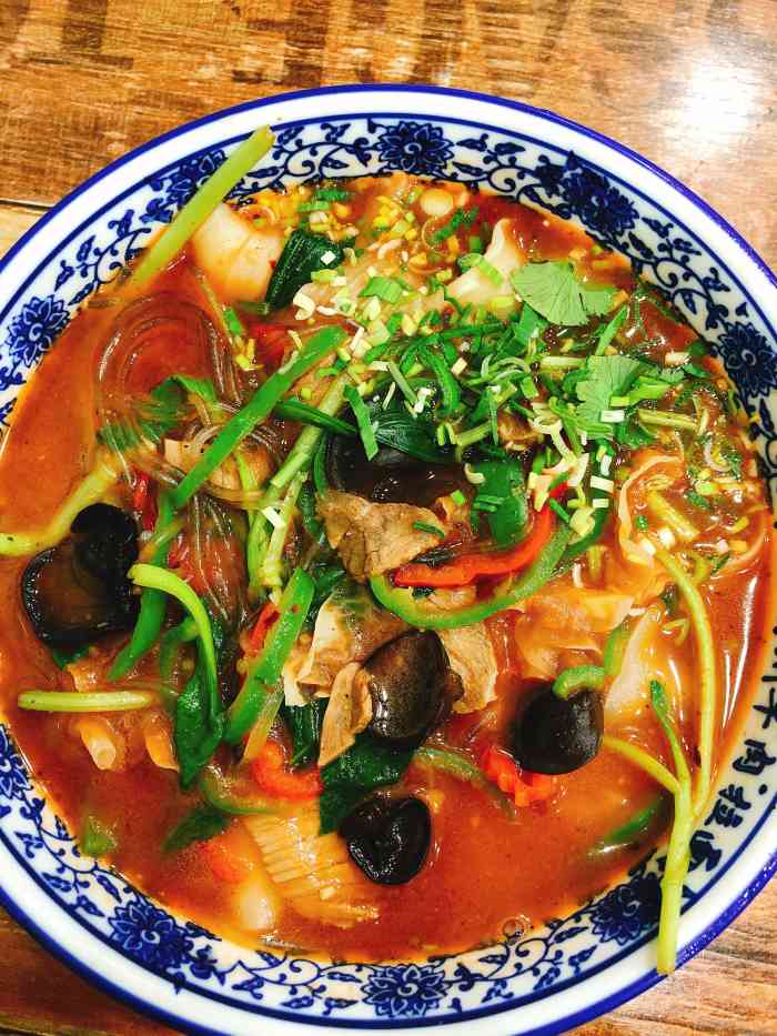 兰州拉面(万达广场店)-"牛肉炒刀削,羊肉泡馍,正宗清真面馆的味道.