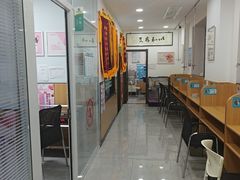 -瑞派长江宠物医院·猫科·外科·24小时夜护(谊城公寓分院)