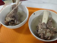 -周震馄饨