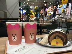 -LINE FRIENDS Garosu-gil Flagship Store