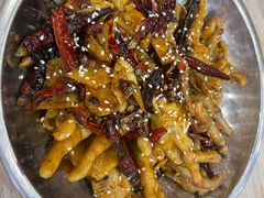 干锅姜辣凤爪-江城燕子大排档(江汉路步行街店)