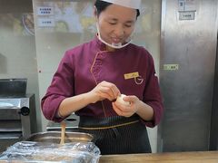 -昆山裕元花园酒店·温莎西餐厅