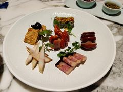 湖滨28凉菜拼盘-湖滨28中餐厅·西湖宴·杭州君悦酒店
