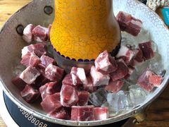 苏尼特羔羊肉-毛辣果·贵州红酸汤牛肉火锅(西单店)