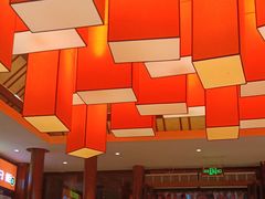 -阿瓦山寨·湘菜现炒·剁椒鱼头王(咸阳总店)