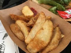 -龙治汉堡(中华城店)