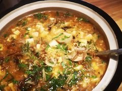-头上红煨盐鸡·非遗院子餐厅