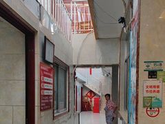 -宾朋海鲜饭庄(兴海路店)