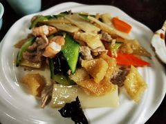 -三居鲁味坊黄焖鸡(山大路店)