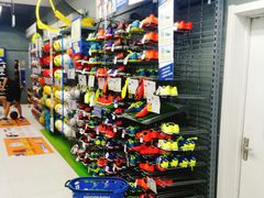 -迪卡侬(烟台万达店)