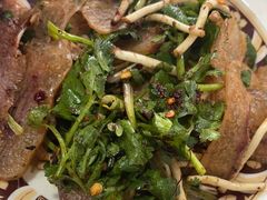 -花溪牛肉粉(八鸽岩店)