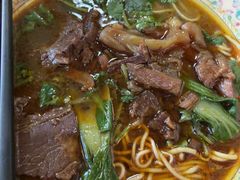 -金杨拉面王小吃面馆·牛三宝面·红烧牛肉粉