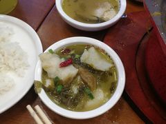 -周鱼小馆石锅酸菜鱼(活力汇店)