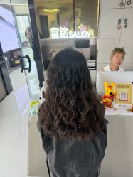 -宫铭烫发染发接发店