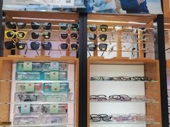 -沪睛眼镜蔡司官方授权店(金桥佳林路店)