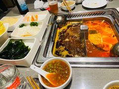 -海底捞火锅(杭州萧山宝龙广场店)