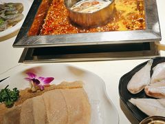 -二荆条·蜀鲜汇城市森林火锅