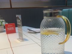 -阿瓦山寨·湘菜现炒·剁椒鱼头王(咸阳总店)